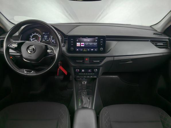 Skoda Rapid II с пробегом 2022 года, цена 1 848 000 рублей, 43138 км, лифтбек, Автокод Объявления