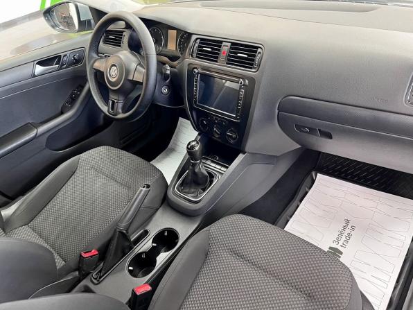 Volkswagen Jetta VI с пробегом 2013 года, цена 890 000 рублей, 217000 км, седан, Автокод Объявления