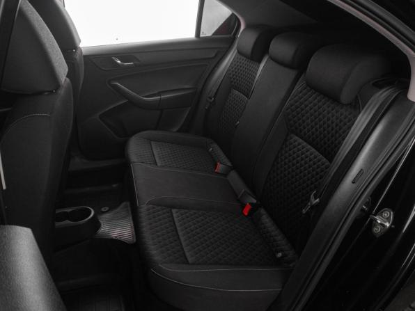 Skoda Rapid I с пробегом 2016 года, цена 1 049 000 рублей, 151869 км, лифтбек, Автокод Объявления