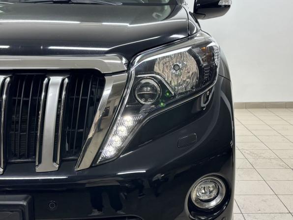 Toyota Land Cruiser Prado 150 Series Рестайлинг 1 с пробегом 2017 года, цена 3 987 000 рублей, 149838 км, внедорожник, Автокод Объявления
