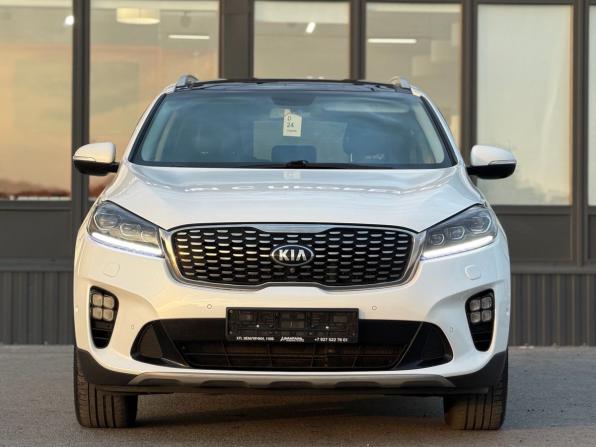 Kia Sorento III Prime Рестайлинг с пробегом 2018 года, цена 2 450 000 рублей, 215000 км, внедорожник, Автокод Объявления