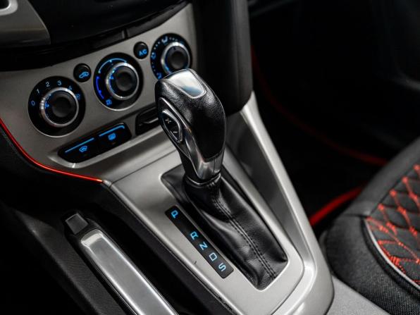 Ford Focus III с пробегом 2012 года, цена 775 000 рублей, 208504 км, универсал, Автокод Объявления
