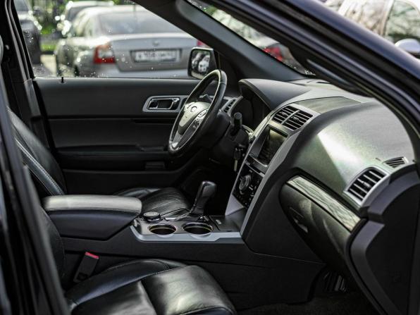 Ford Explorer V с пробегом 2013 года, цена 1 440 000 рублей, 263910 км, внедорожник, Автокод Объявления
