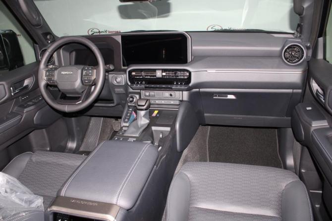 Toyota Land Cruiser Prado 250 Series с пробегом 2026 года, цена 13 900 000 рублей, 10 км, внедорожник, Автокод Объявления