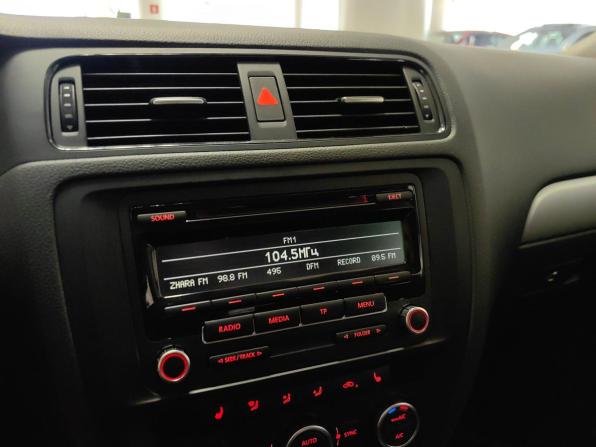 Volkswagen Jetta VI с пробегом 2012 года, цена 925 000 рублей, 114149 км, седан, Автокод Объявления