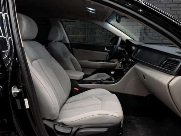Kia Optima IV Рестайлинг с пробегом 2018 года, цена 1 770 000 рублей, 151656 км, седан, Автокод Объявления