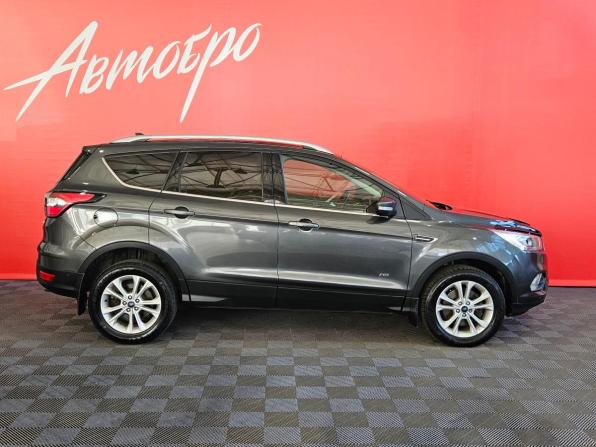 Ford Kuga II Рестайлинг с пробегом 2017 года, цена 1 569 000 рублей, 158532 км, внедорожник, Автокод Объявления