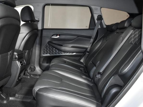 Hyundai Santa Fe IV Рестайлинг с пробегом 2022 года, цена 2 868 700 рублей, 98961 км, внедорожник, Автокод Объявления
