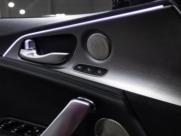 Kia Stinger I с пробегом 2018 года, цена 2 499 700 рублей, 111720 км, лифтбек, Автокод Объявления