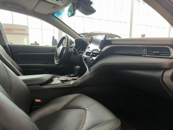 Toyota Camry VIII (XV70) Рестайлинг с пробегом 2021 года, цена 3 150 000 рублей, 64124 км, седан, Автокод Объявления