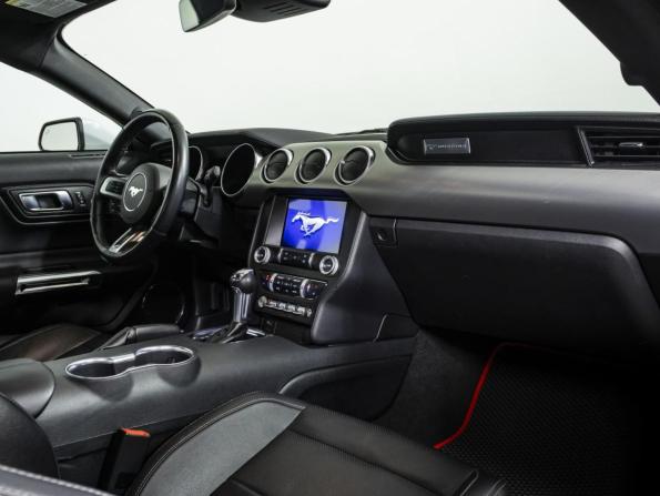 Ford Mustang VI Рестайлинг с пробегом 2023 года, цена 4 086 000 рублей, 34372 км, купе, Автокод Объявления