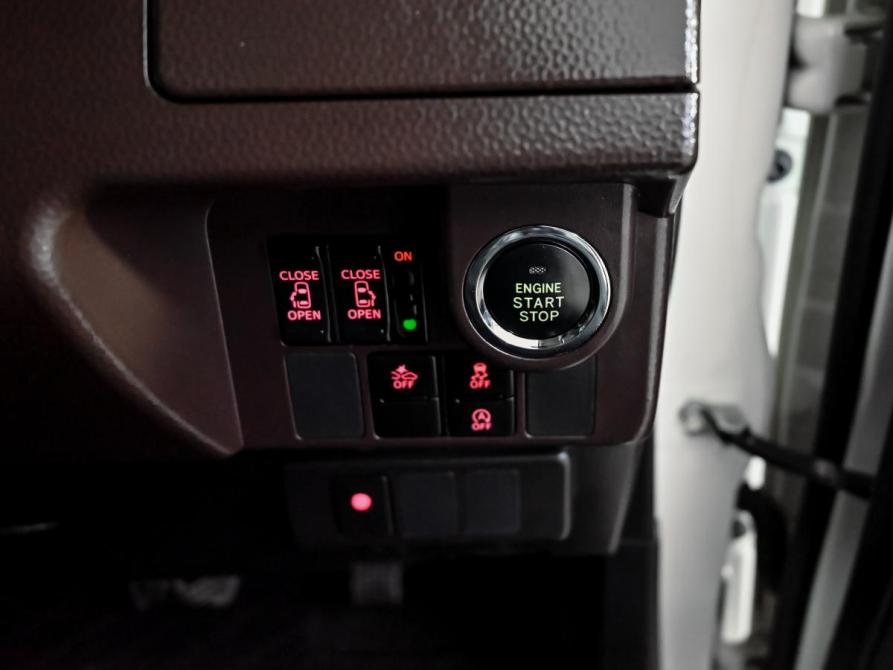 Toyota Roomy I Екатеринбург  - изображение 14