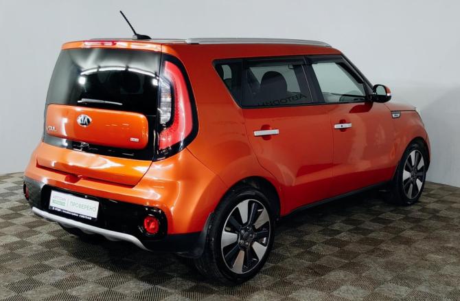 Kia Soul II Рестайлинг с пробегом 2018 года, цена 1 549 000 рублей, 82589 км, хэтчбек, Автокод Объявления