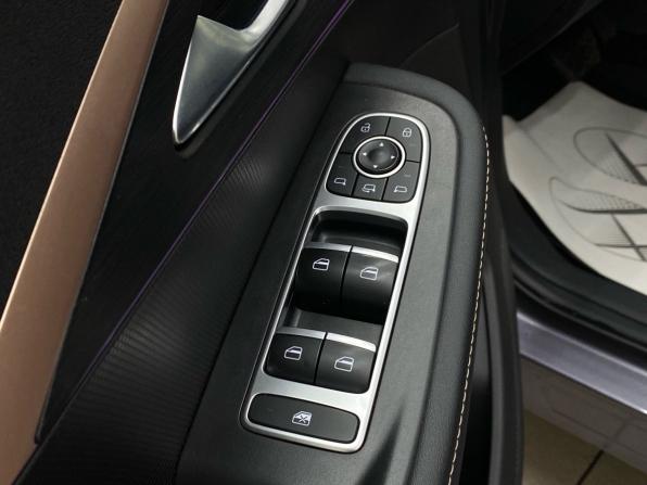 Omoda C5 I с пробегом 2023 года, цена 1 689 000 рублей, 86211 км, внедорожник, Автокод Объявления