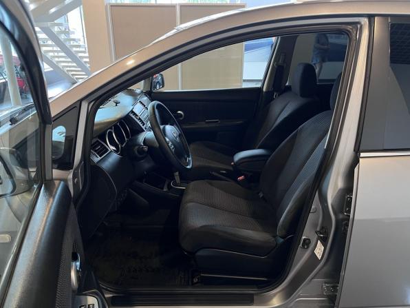 Nissan Tiida I Рестайлинг с пробегом 2011 года, цена 785 000 рублей, 228338 км, седан, Автокод Объявления