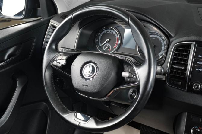 Skoda Karoq I Рестайлинг с пробегом 2021 года, цена 2 159 000 рублей, 147174 км, внедорожник, Автокод Объявления