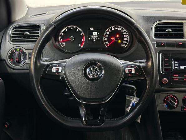 Volkswagen Polo V Рестайлинг с пробегом 2019 года, цена 1 130 000 рублей, 112770 км, седан, Автокод Объявления