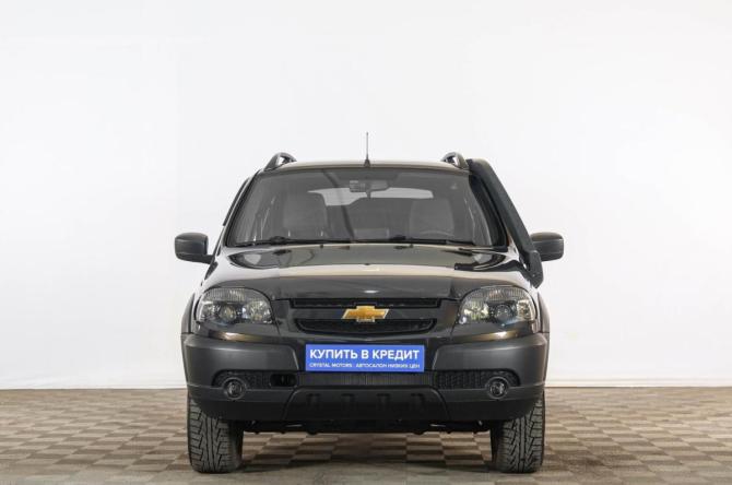 Chevrolet Niva I Рестайлинг с пробегом 2019 года, цена 1 029 000 рублей, 28000 км, внедорожник, Автокод Объявления