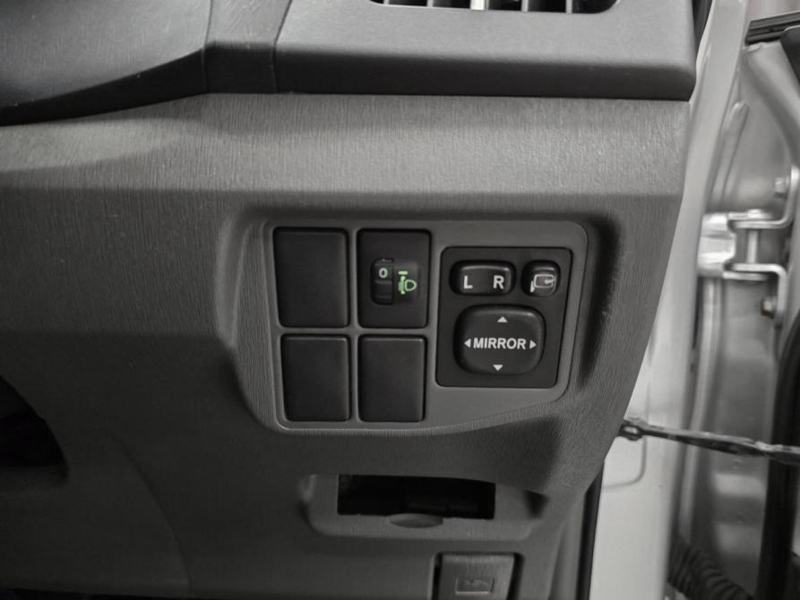 Toyota Prius III (XW30) Красноярск  - изображение 19