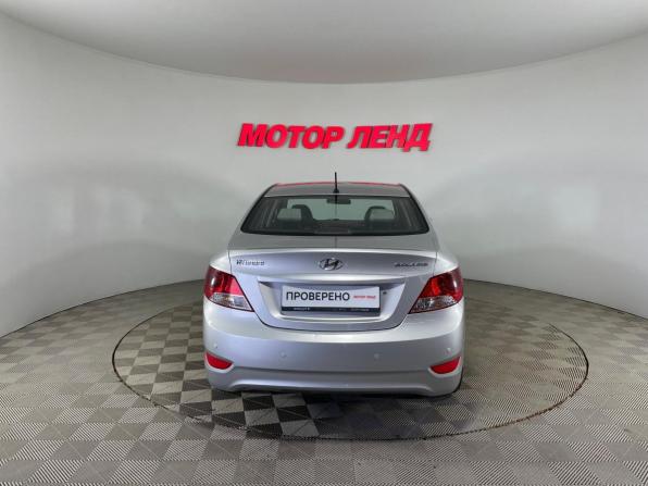 Hyundai Solaris I с пробегом 2011 года, цена 692 000 рублей, 168722 км, седан, Автокод Объявления