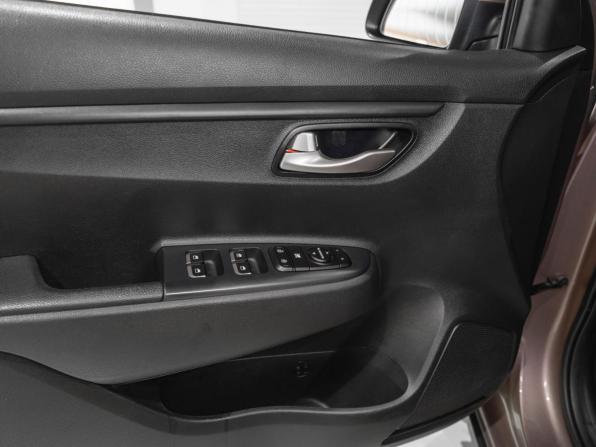 Kia Rio IV с пробегом 2019 года, цена 1 430 000 рублей, 37699 км, хэтчбек, Автокод Объявления