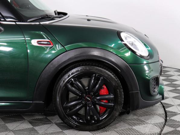 Mini Hatch III (F55/F56) с пробегом 2017 года, цена 2 178 000 рублей, 117850 км, хэтчбек, Автокод Объявления