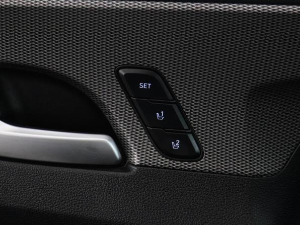 Hyundai Santa Fe IV с пробегом 2019 года, цена 3 197 000 рублей, 81076 км, внедорожник, Автокод Объявления