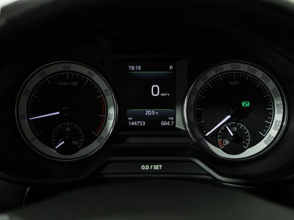 Skoda Octavia III (A7) Рестайлинг с пробегом 2017 года, цена 1 998 900 рублей, 144729 км, лифтбек, Автокод Объявления