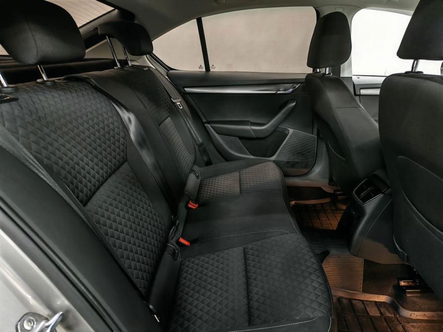 Skoda Octavia III (A7) Москва  - изображение 13