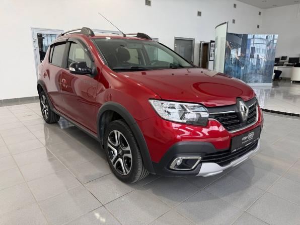 Renault Sandero II Рестайлинг с пробегом 2022 года, цена 1 372 600 рублей, 28573 км, хэтчбек, Автокод Объявления
