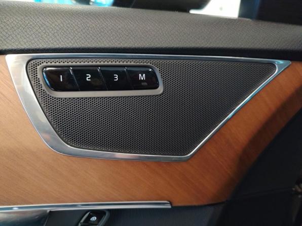Volvo XC90 II с пробегом 2018 года, цена 3 790 000 рублей, 125043 км, внедорожник, Автокод Объявления