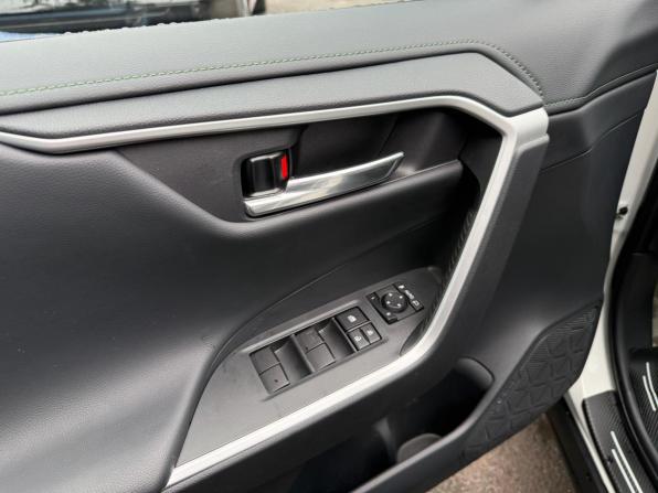 Toyota RAV4 V (XA50) с пробегом 2024 года, цена 3 899 000 рублей, 18200 км, внедорожник, Автокод Объявления