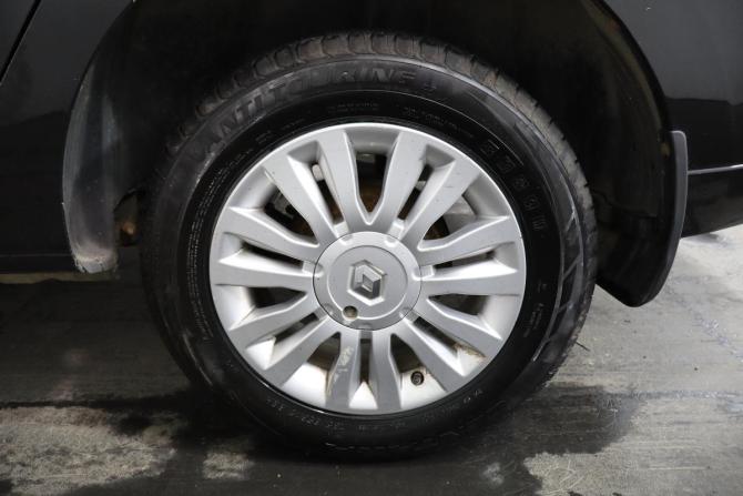 Renault Logan II с пробегом 2014 года, цена 649 000 рублей, 108000 км, седан, Автокод Объявления