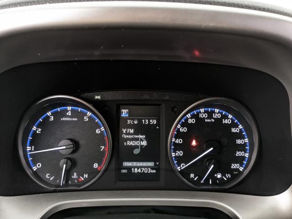 Toyota RAV4 IV (XA40) Рестайлинг с пробегом 2017 года, цена 2 100 000 рублей, 184703 км, внедорожник, Автокод Объявления