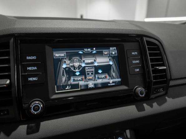 Skoda Karoq I с пробегом 2020 года, цена 2 175 000 рублей, 102110 км, внедорожник, Автокод Объявления