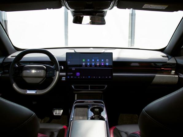 JETOUR DASHING I с пробегом 2024 года, цена 2 275 000 рублей, 14000 км, внедорожник, Автокод Объявления
