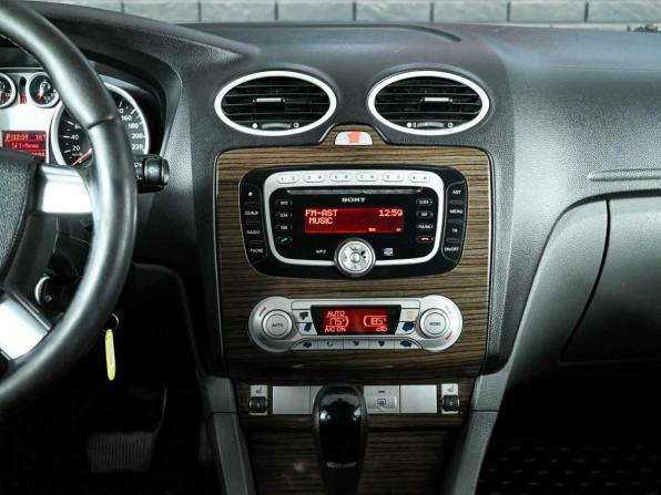 Ford Focus II Рестайлинг с пробегом 2008 года, цена 555 000 рублей, 306267 км, хэтчбек, Автокод Объявления