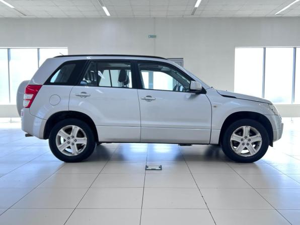 Suzuki Grand Vitara II с пробегом 2007 года, цена 950 000 рублей, 147902 км, внедорожник, Автокод Объявления
