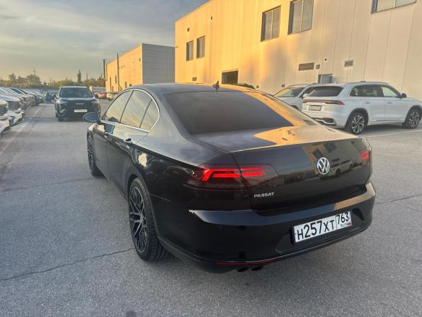 Volkswagen Passat B8 с пробегом 2018 года, цена 1 851 000 рублей, 178530 км, седан, Автокод Объявления