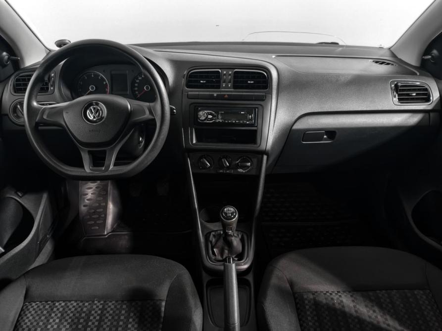 Volkswagen Polo V Рестайлинг Санкт-Петербург  - изображение 14