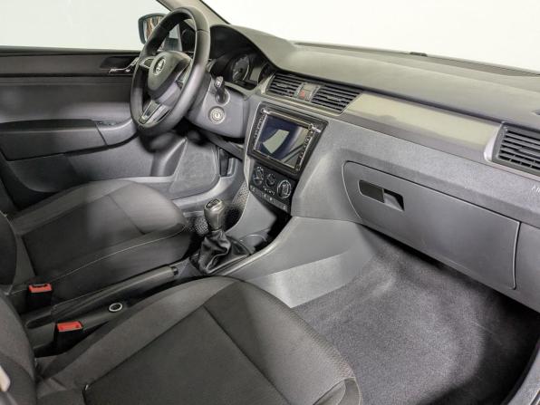 Skoda Rapid I с пробегом 2015 года, цена 719 900 рублей, 281500 км, лифтбек, Автокод Объявления