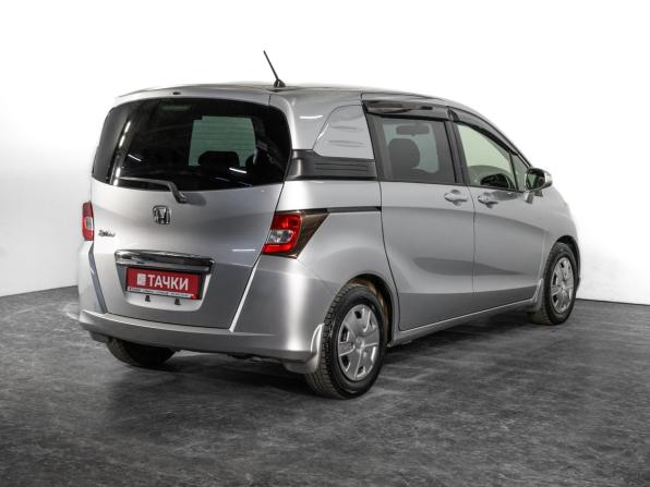 Honda Freed I Рестайлинг с пробегом 2012 года, цена 979 500 рублей, 129170 км, компактвэн, Автокод Объявления