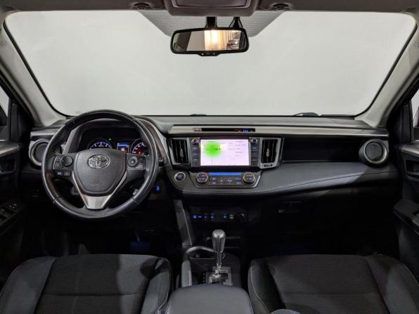 Toyota RAV4 IV (XA40) Рестайлинг с пробегом 2018 года, цена 2 450 000 рублей, 134594 км, внедорожник, Автокод Объявления