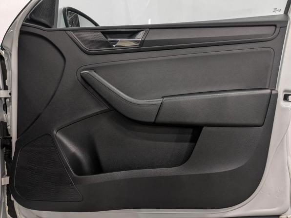 Skoda Rapid II с пробегом 2021 года, цена 1 260 000 рублей, 164963 км, лифтбек, Автокод Объявления