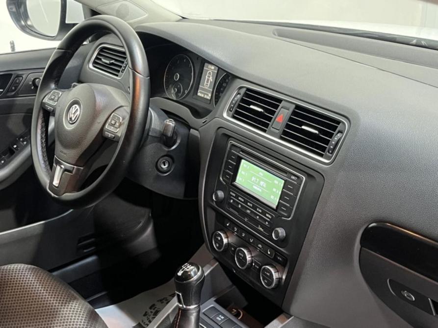 Volkswagen Jetta VI Курск  - изображение 6
