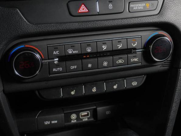 Kia Ceed III с пробегом 2019 года, цена 1 599 000 рублей, 124102 км, хэтчбек, Автокод Объявления