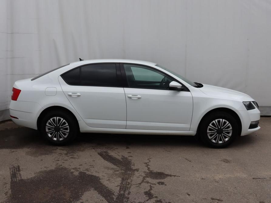 Skoda Octavia III (A7) Рестайлинг Москва  - изображение 7