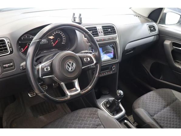 Volkswagen Polo V Рестайлинг с пробегом 2018 года, цена 1 339 000 рублей, 138431 км, седан, Автокод Объявления