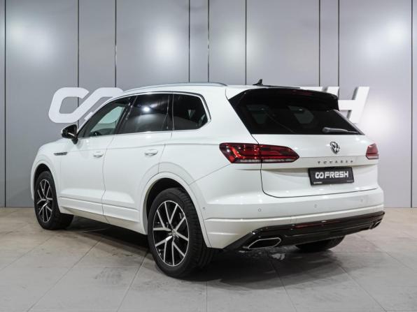 Volkswagen Touareg III с пробегом 2019 года, цена 7 999 000 рублей, 46743 км, внедорожник, Автокод Объявления