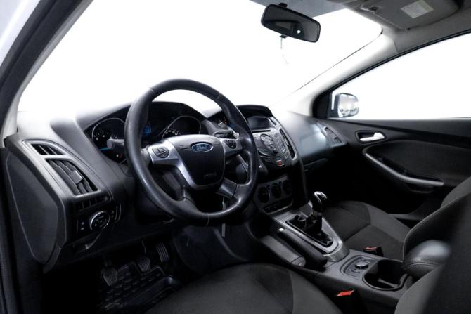 Ford Focus III Рестайлинг с пробегом 2015 года, цена 719 000 рублей, 215600 км, хэтчбек, Автокод Объявления